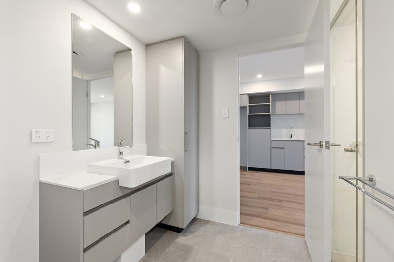 Photo - 611/239 Great Eastern Highway, Belmont WA 6104 - Image 6