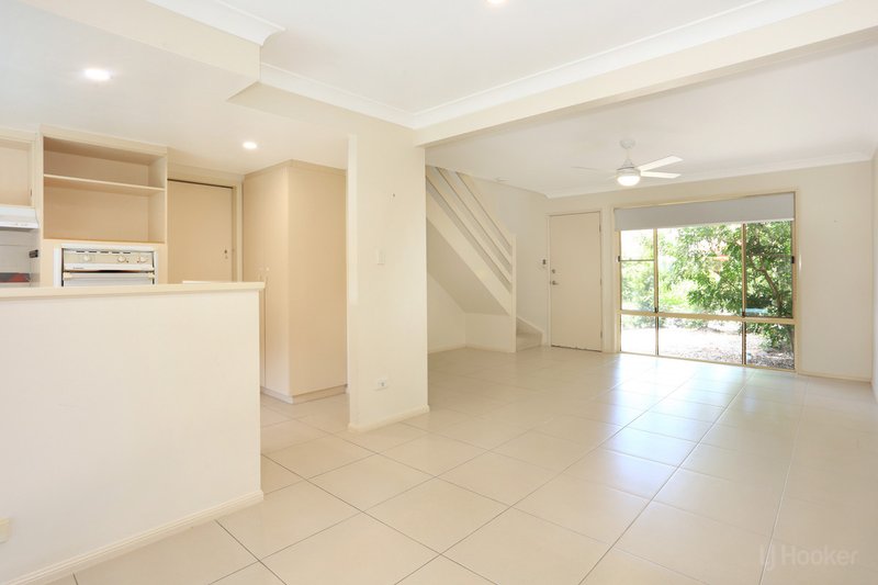 Photo - 61/125 Hansford Road, Coombabah QLD 4216 - Image 2