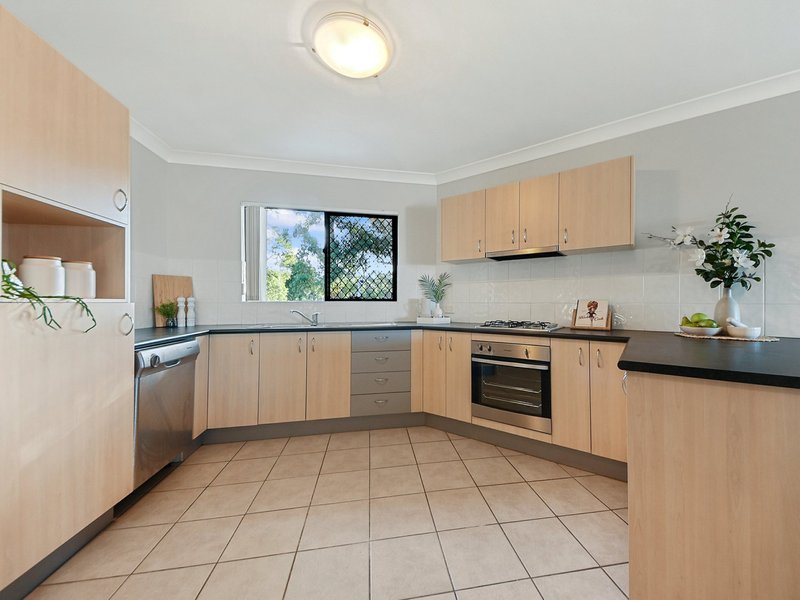 Photo - 6/113 Wallace Street, Chermside QLD 4032 - Image 5