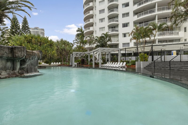 Photo - 61/132-138 Ferny Avenue, Surfers Paradise QLD 4217 - Image 12