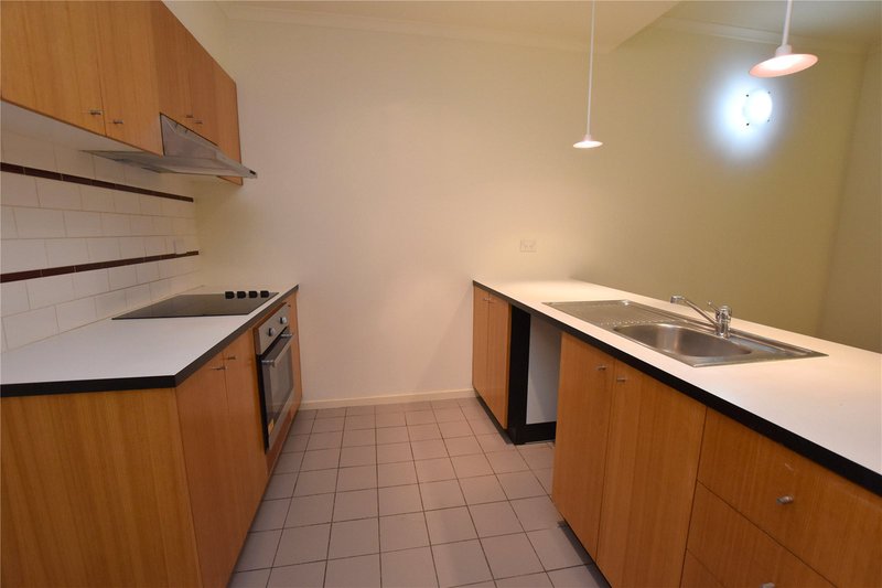 Photo - 6/114 Dodds Street, Southbank VIC 3006 - Image 5