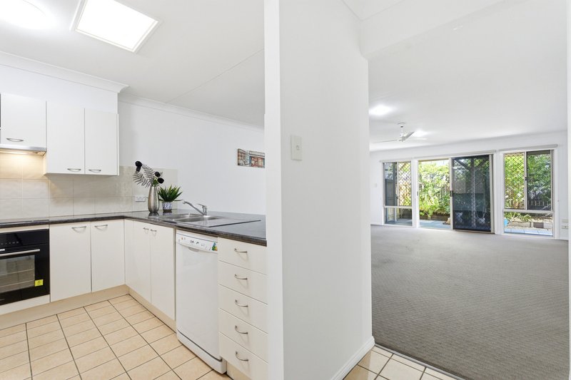 Photo - 6/115 Gumtree Street, Runcorn QLD 4113 - Image 5