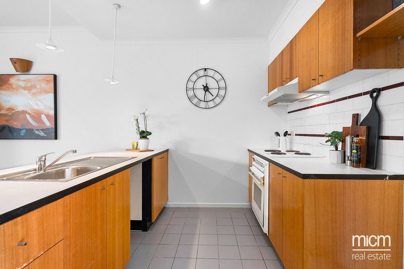 Photo - 6/116 Dodds Street, Southbank VIC 3006 - Image 5