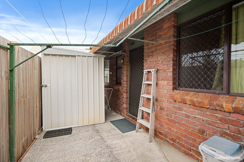 Photo - 6/12 Denmans Camp Road, Torquay QLD 4655 - Image 9