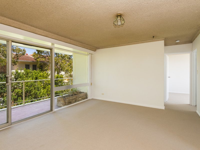 Photo - 6/12 Golf Avenue, Mona Vale NSW 2103 - Image 2