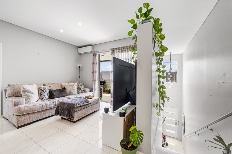 Photo - 6/12 Smiths Avenue, Redcliffe WA 6104 - Image 3