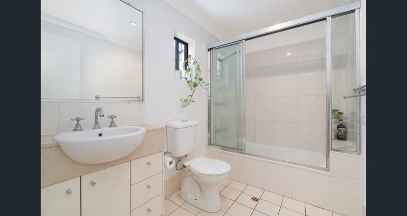 Photo - 6/120 Commercial Road, Teneriffe QLD 4005 - Image 8