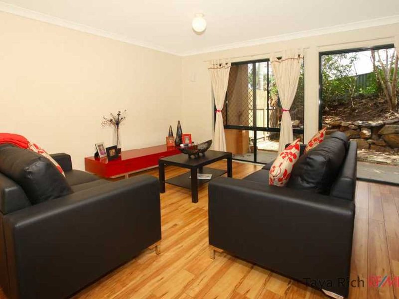 Photo - 6/120 Highfield Dr , Merrimac QLD 4226 - Image 7