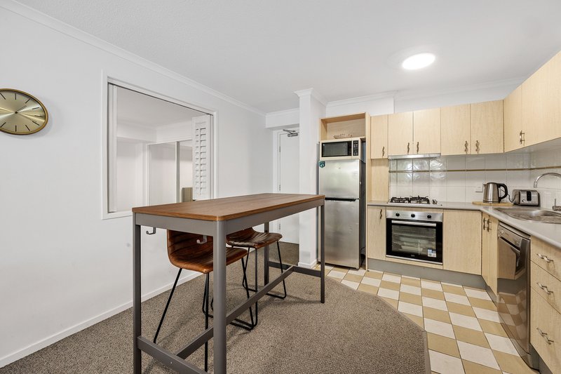 Photo - 6/120 Robertson Street, Fortitude Valley QLD 4006 - Image 2