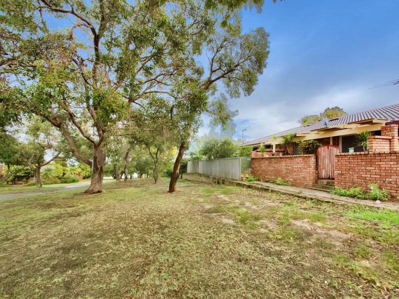 Photo - 6/121 Hayes Avenue, Yokine WA 6060 - Image 15