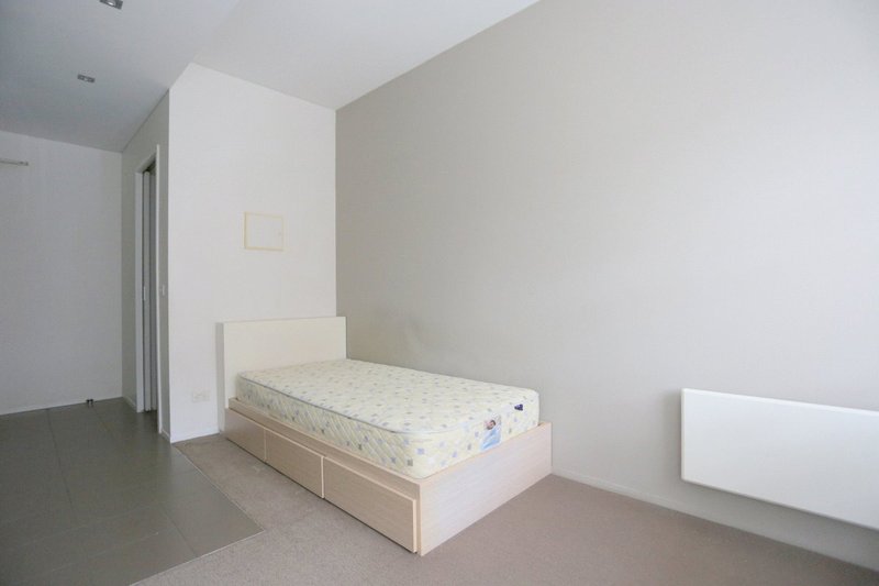 Photo - 612/139 Bouverie Street, Carlton VIC 3053 - Image 2