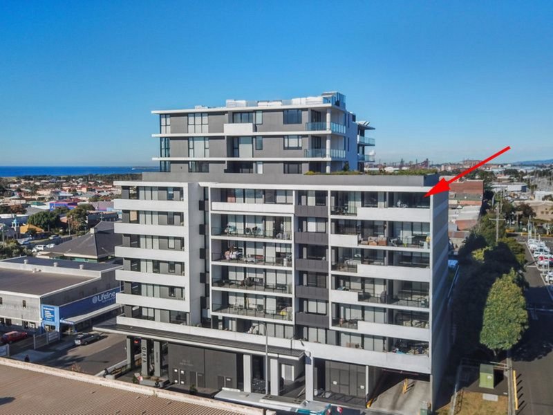 Photo - 612/14-18 Auburn Street, Wollongong NSW 2500 - Image 7