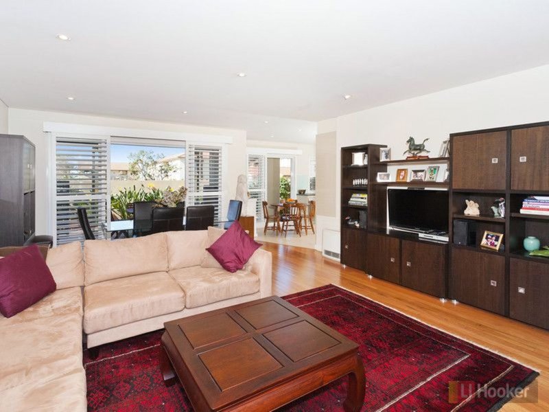 Photo - 6/122-128 Ocean Street, Narrabeen NSW 2101 - Image 3