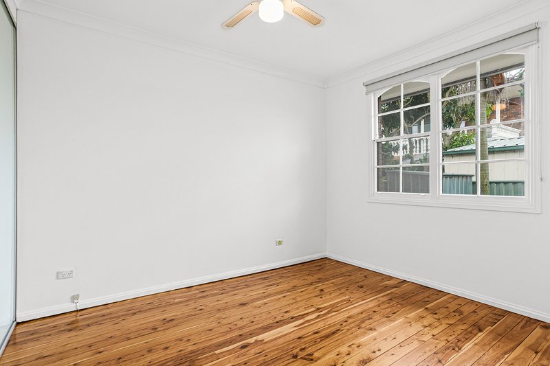 Photo - 6/122 Russell Avenue, Dolls Point NSW 2219 - Image 5