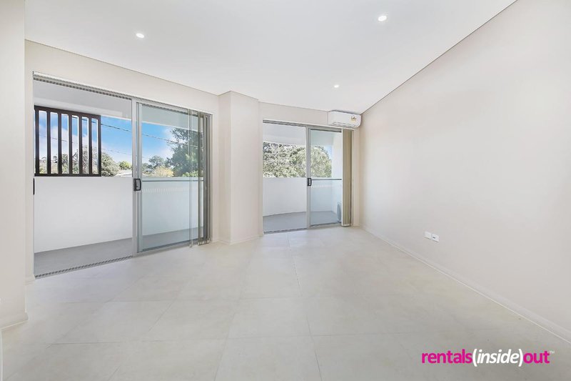 Photo - 6/13-15 Civic Avenue, Pendle Hill NSW 2145 - Image 1