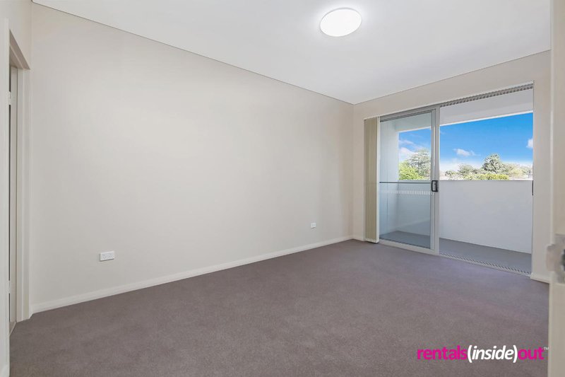 Photo - 6/13-15 Civic Avenue, Pendle Hill NSW 2145 - Image 4