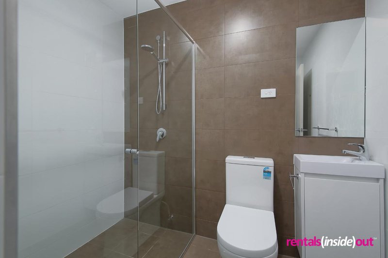 Photo - 6/13-15 Civic Avenue, Pendle Hill NSW 2145 - Image 7