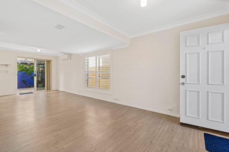 Photo - 6/13-17 Brown Street, Labrador QLD 4215 - Image 7