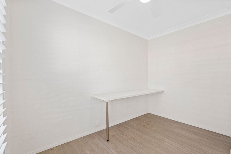 Photo - 6/13-17 Brown Street, Labrador QLD 4215 - Image 9
