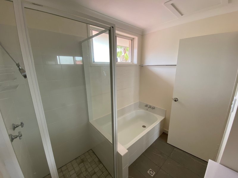 Photo - 6/13-17 Brown Street, Labrador QLD 4215 - Image 13