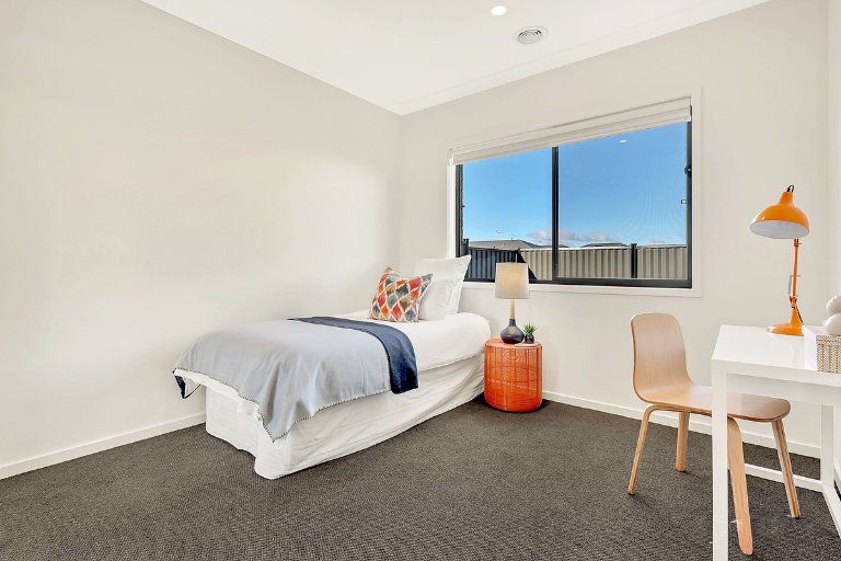Photo - 613 Grand Boulevard, Craigieburn VIC 3064 - Image 12