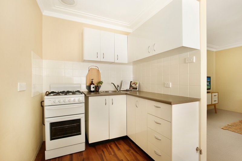 Photo - 6/13 Sperry Street, Wollongong NSW 2500 - Image 3