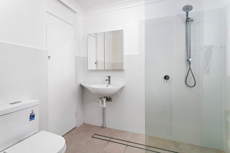 Photo - 6/13 Sperry Street, Wollongong NSW 2500 - Image 6