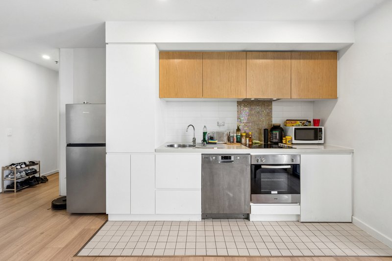 Photo - 613/10 Balfours Way, Adelaide SA 5000 - Image 3