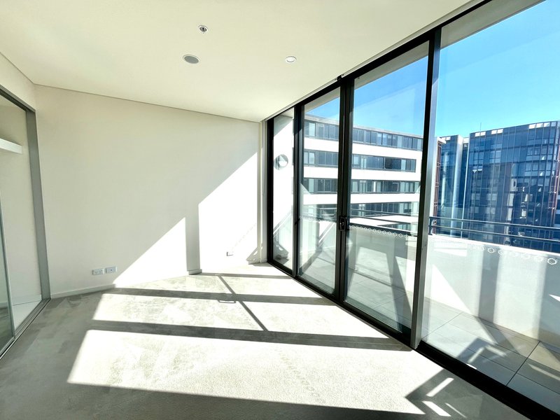 Photo - 613/1B Lemon Tree Ave , Melrose Park NSW 2114 - Image 5