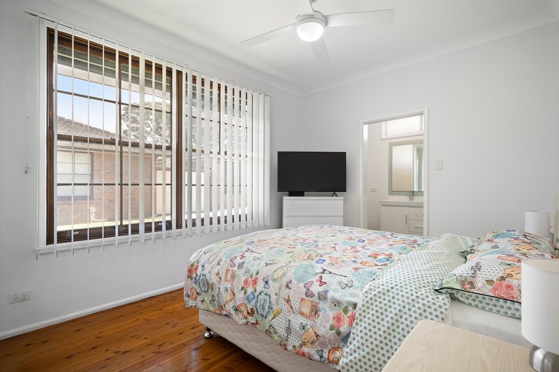 Photo - 6/132-134 Russell Avenue, Dolls Point NSW 2219 - Image 5