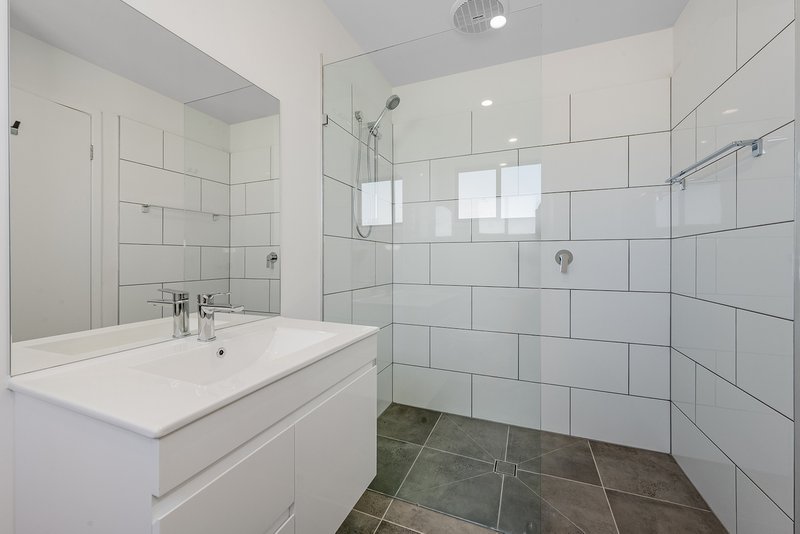 Photo - 6/132 Duffield Road, Kallangur QLD 4503 - Image 11