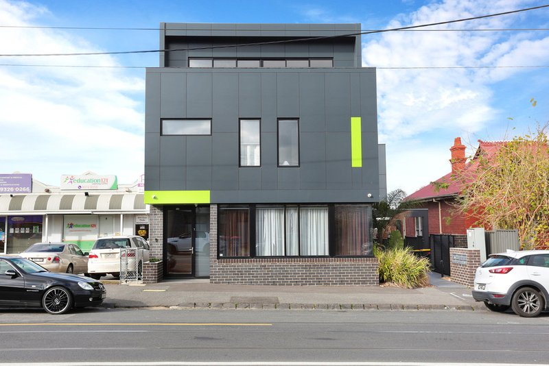 Photo - 6/132 Pascoe Vale Road, Moonee Ponds VIC 3039 - Image 2