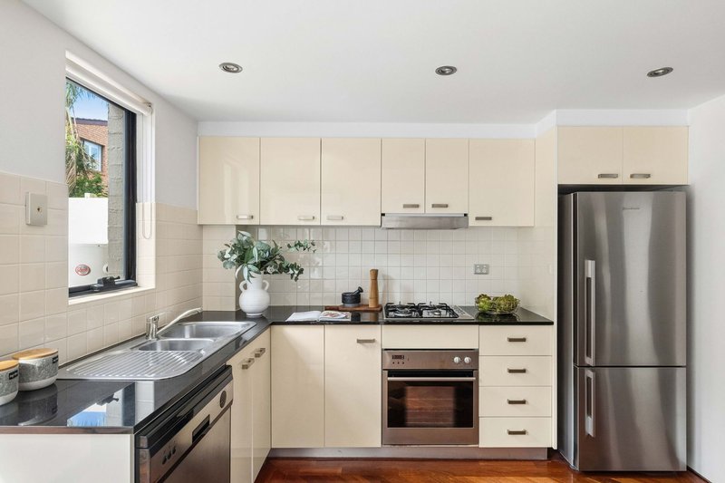 Photo - 6/139-141 Trafalgar Street, Annandale NSW 2038 - Image 3