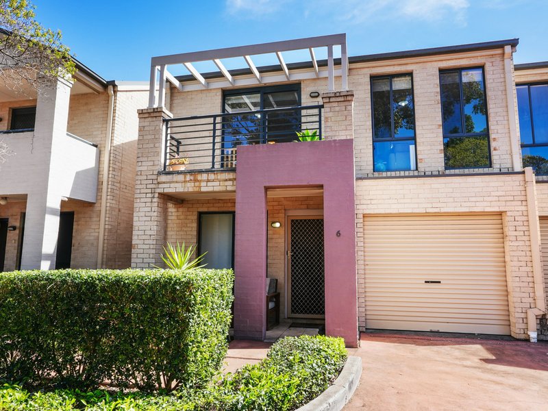 6/14 Benham Road, Minto NSW 2566