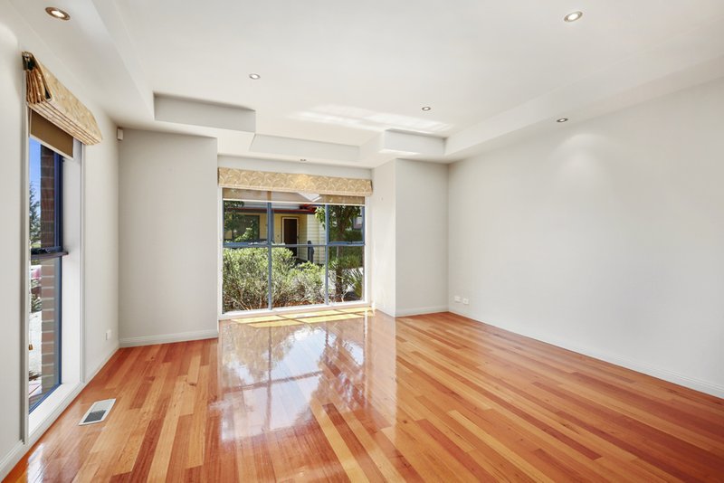 Photo - 6/14 Creek Road, Lilydale VIC 3140 - Image 7