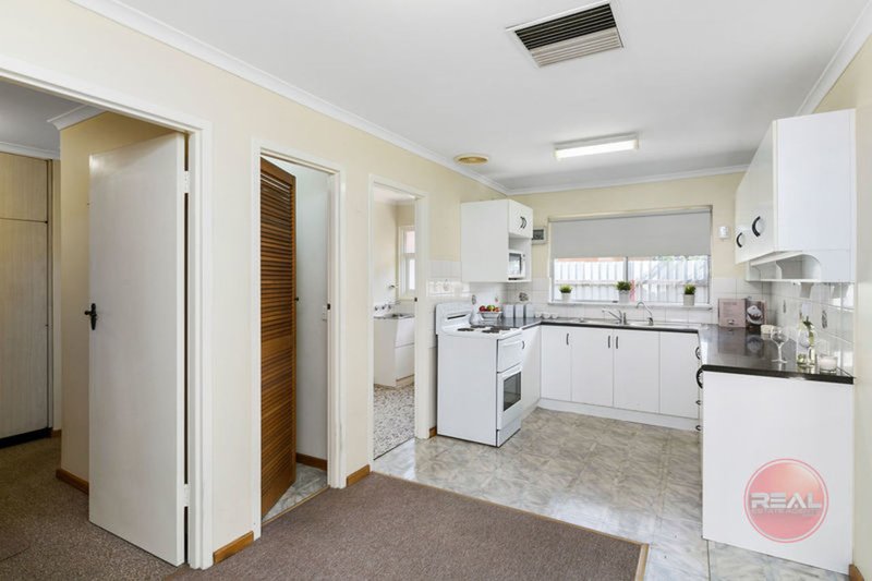 Photo - 6/14 Croker Road (Enter Off Morphett Rd) Road, Morphettville SA 5043 - Image 6