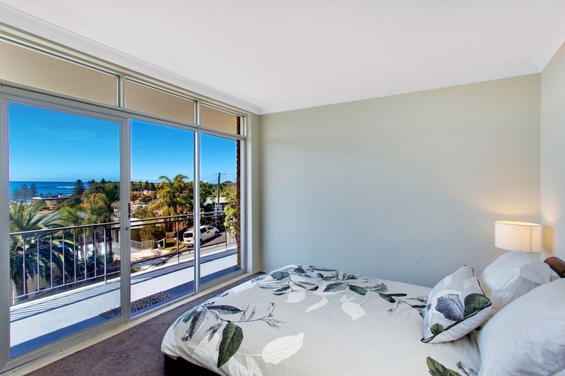 Photo - 6/14 Graylind Close, Collaroy NSW 2097 - Image 5