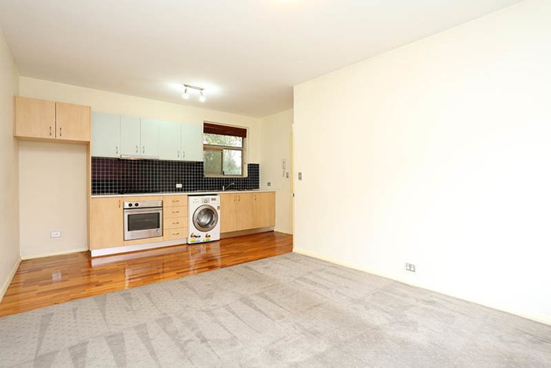 Photo - 6/14 Hutton Street, Thornbury VIC 3071 - Image 3