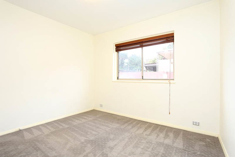 Photo - 6/14 Hutton Street, Thornbury VIC 3071 - Image 6