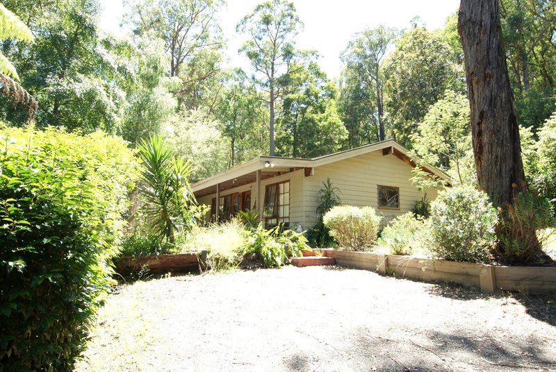 614 Woods Pt Road, East Warburton VIC 3799