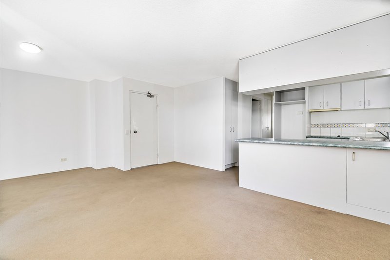 Photo - 6/140 Duporth Avenue, Maroochydore QLD 4558 - Image 5