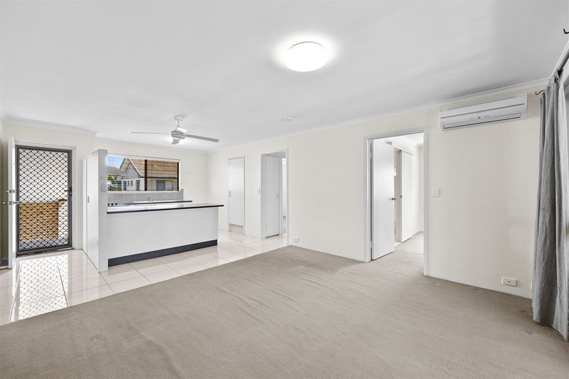 Photo - 6/141-143 Duporth Avenue, Maroochydore QLD 4558 - Image 5