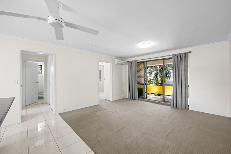 Photo - 6/141-143 Duporth Avenue, Maroochydore QLD 4558 - Image 7