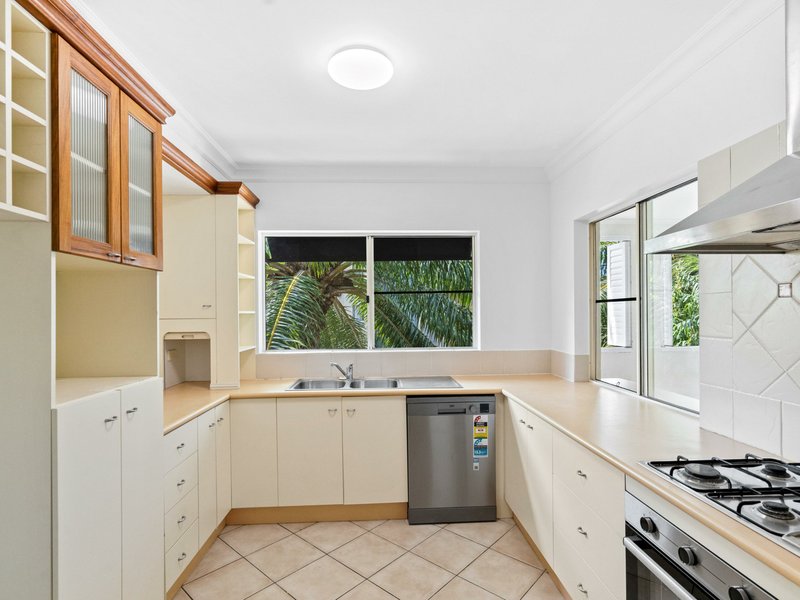 Photo - 614/2-10 Greenslopes Street, Cairns North QLD 4870 - Image 3