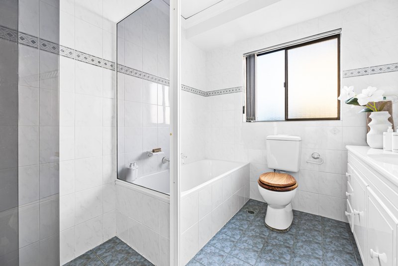 Photo - 6/143-155 Ben Boyd Road, Neutral Bay NSW 2089 - Image 10