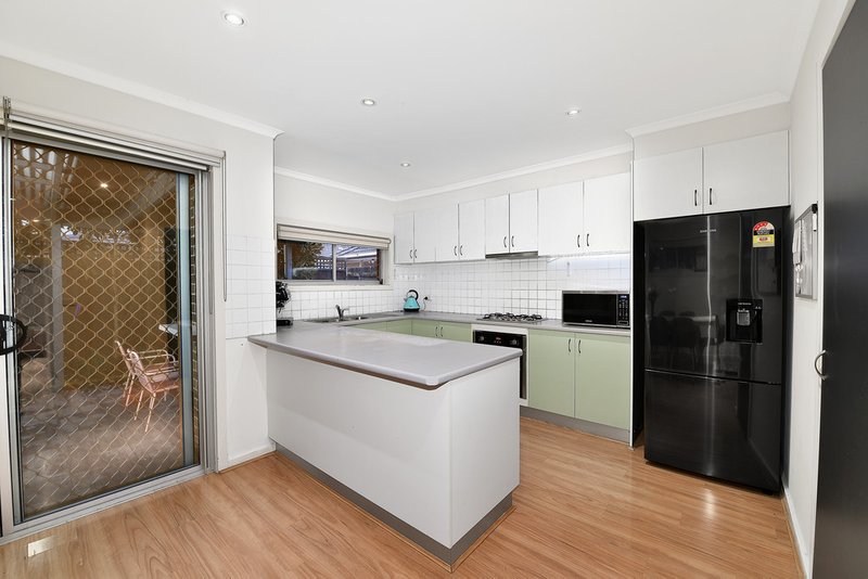 Photo - 6/143 Sussex Street, Pascoe Vale VIC 3044 - Image 6