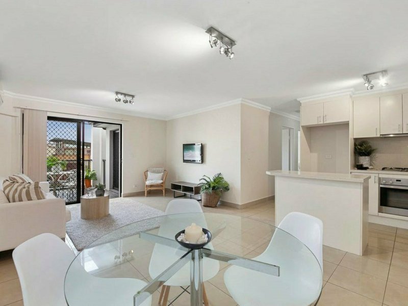 Photo - 6/146 Ocean Street, Narrabeen NSW 2101 - Image 5