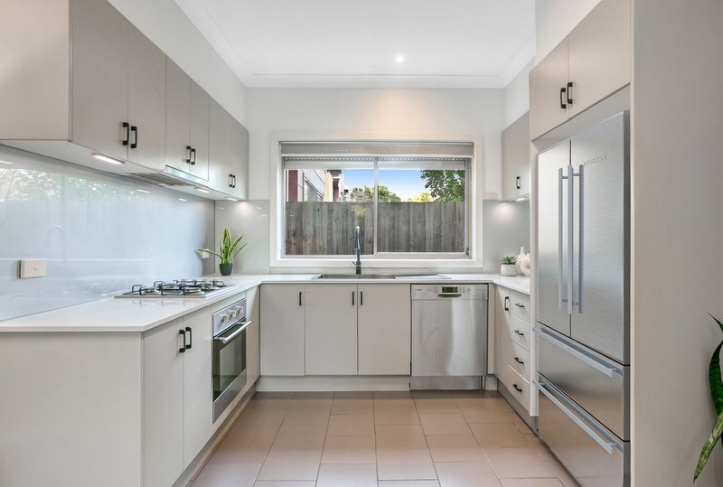 Photo - 6/15-17 Chaleyer Street, Reservoir VIC 3073 - Image 4