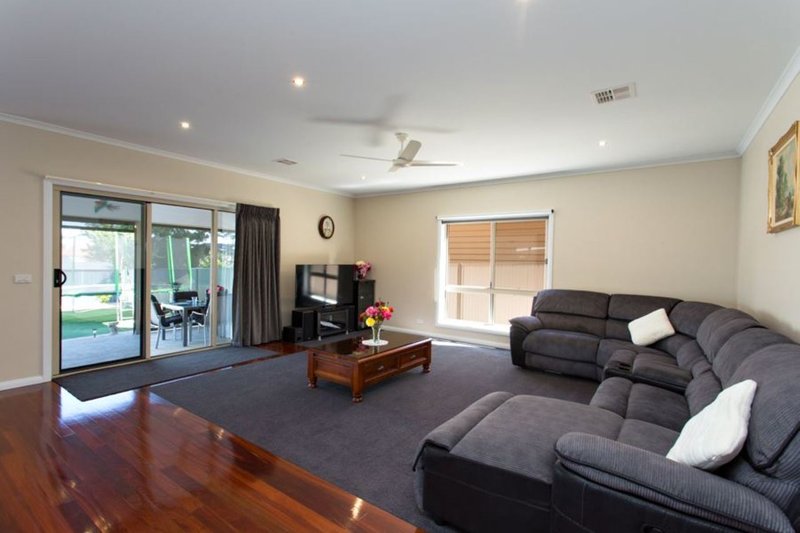 Photo - 615 Armstrong Street North, Ballarat VIC 3350 - Image 3