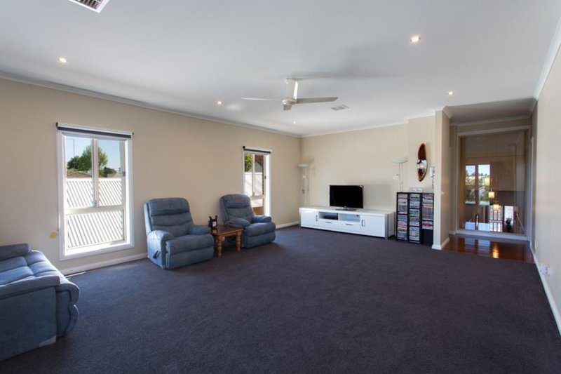 Photo - 615 Armstrong Street North, Ballarat VIC 3350 - Image 9